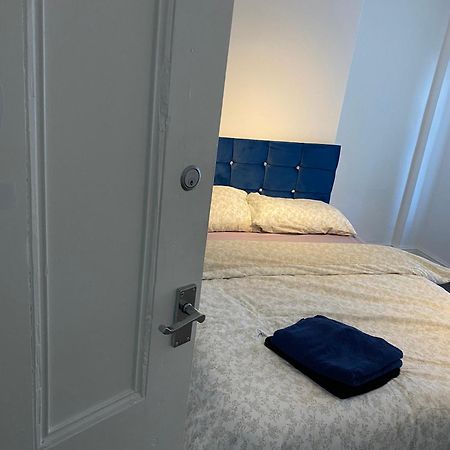 Marvellous Room 2 Stoke-on-Trent Exterior photo